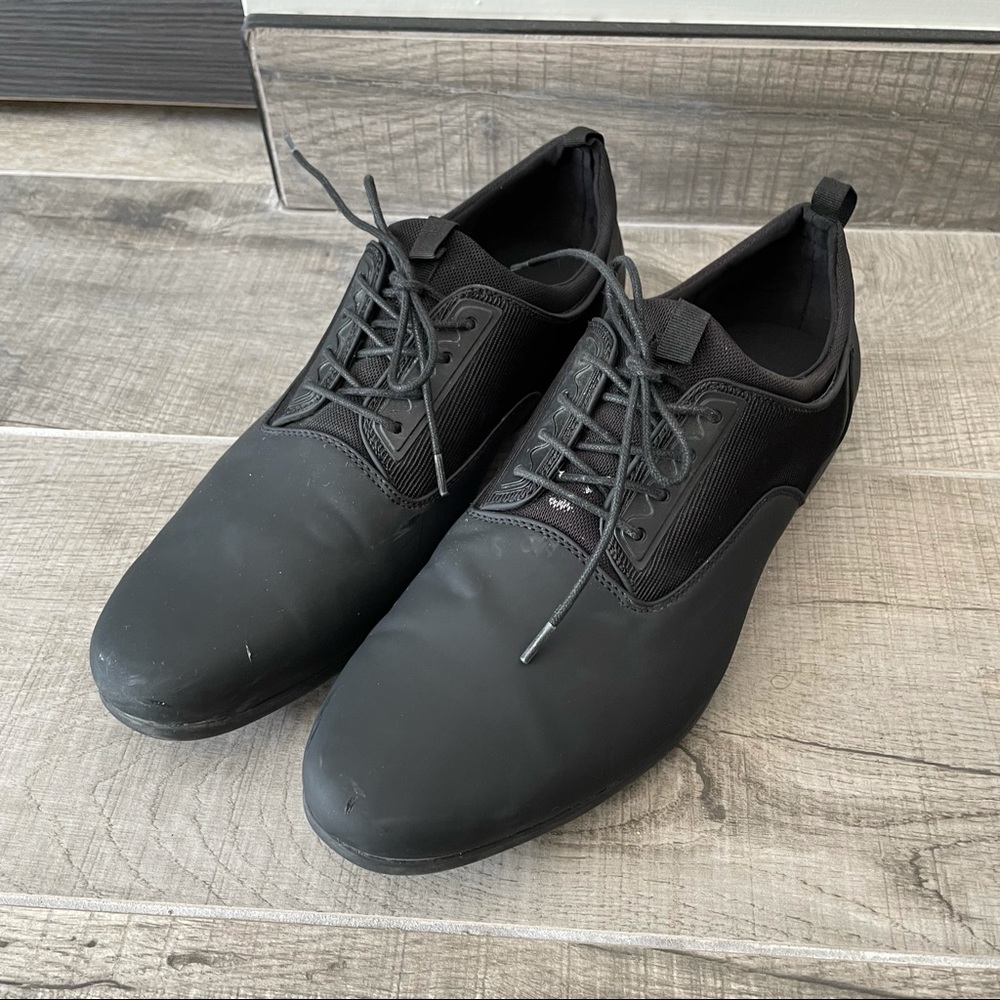 Zara men’s clean casual dress shoe size 44 EUR